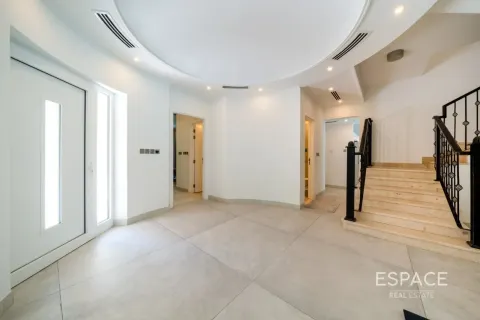 Willa na sprzedaż w Jumeirah Park, Dubai, ZEA 5 sypialnie, 436 mkw., nr 737786 - zdjęcie 9