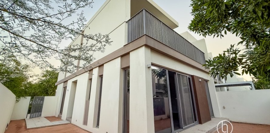 Вилла в Tilal Al Ghaf, Дубай, ОАЭ 4 спальни, 232м2 № 678758