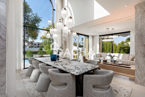 Jumeirah Islands, Dubai, UAE의 판매용 빌라 침실 4개, 502제곱미터 번호 766020 - 사진 5