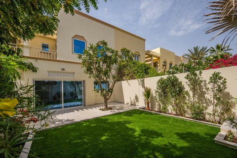 Villa uthyres i The Springs, Dubai, UAE 2 sovrum, 172.8 kvm Nr. 750593 - fotografi 15