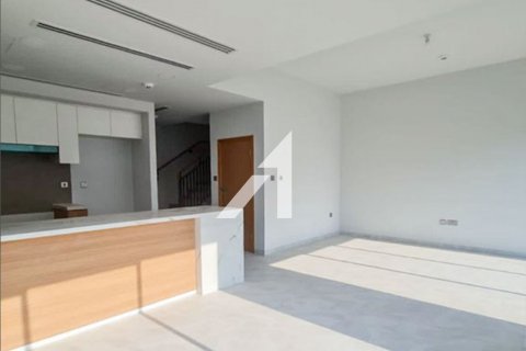 Vilë në Dubai Land, Emiratet e Bashkuara Arabe 4 dhoma gjumi, 230 m2. № 634421 - Foto 3