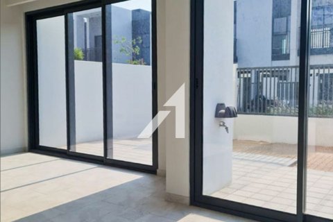 Vilë në Dubai Land, Emiratet e Bashkuara Arabe 4 dhoma gjumi, 230 m2. № 634421 - Foto 7