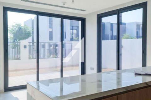 Vilë në Dubai Land, Emiratet e Bashkuara Arabe 4 dhoma gjumi, 230 m2. № 634421 - Foto 8