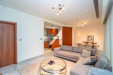 Apartment in DIFC, Dubai, UAE 1 room, 73.8 sq.m. № 634423 - photo 1