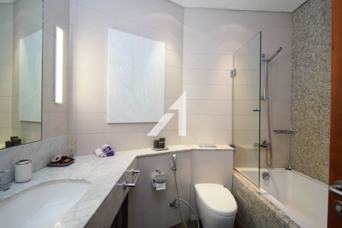 Apartment in DIFC, Dubai, UAE 1 room, 73.8 sq.m. № 634423 - photo 10