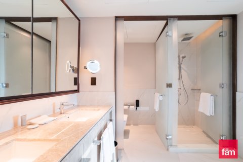 Apartment til salg i Dubai, UAE 3 soveværelser, 148.9 kvm № 641722 - foto 11