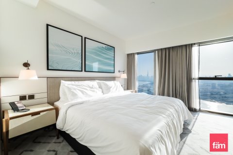 Apartment til salg i Dubai, UAE 3 soveværelser, 148.9 kvm № 641722 - foto 8
