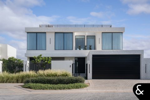 Huvila Dubai, Arabiemiraatit 5 makuuhuonetta, 845 m2 № 666399 - kuva 1