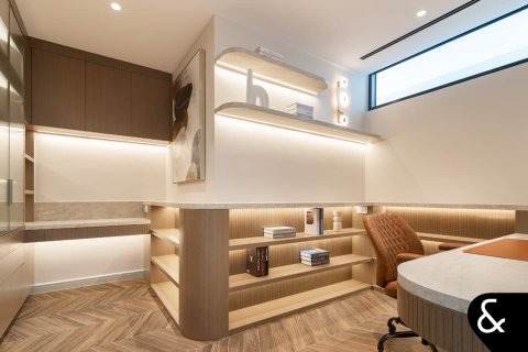 Huvila Dubai, Arabiemiraatit 5 makuuhuonetta, 845 m2 № 666399 - kuva 11