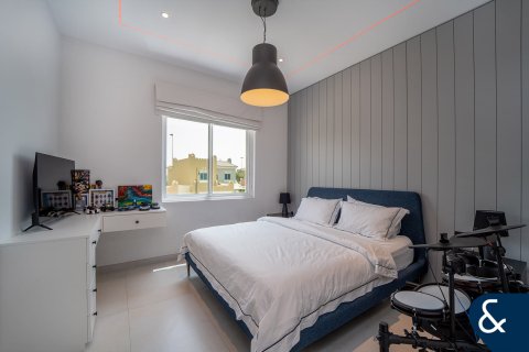 Villa in vendita a Dubai Sports City, Dubai, EAU 5 camere da letto, 418 mq. № 667769 - foto 14