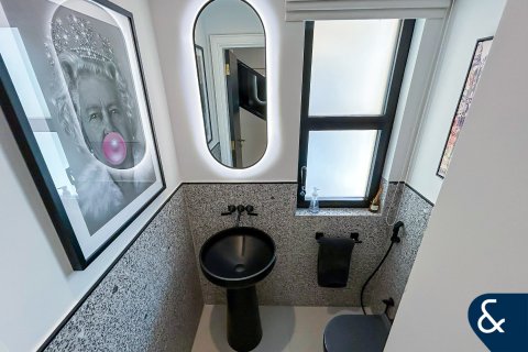 Villa in vendita a Dubai Sports City, Dubai, EAU 5 camere da letto, 418 mq. № 667769 - foto 18