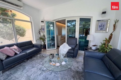 Willa na sprzedaż w Jumeirah Park, Dubai, ZEA 3 sypialnie, 503.7 mkw., nr 738565 - zdjęcie 9