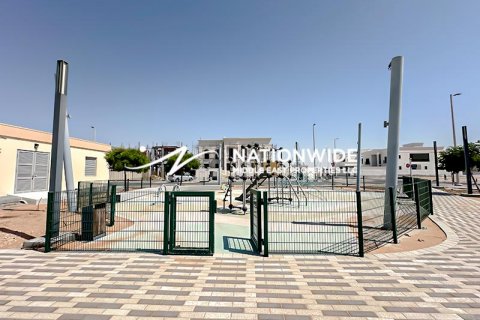 Pozemek v Abu Dhabi, SAE 753 m² Č.: 629848 - fotografie 8