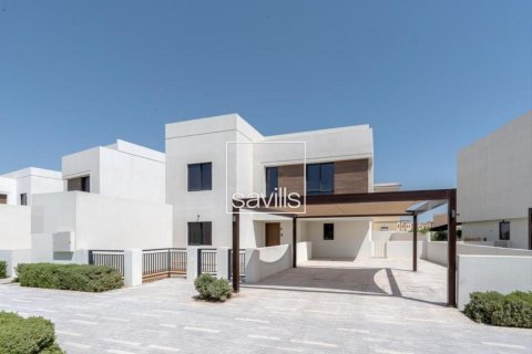 Villa til leje i Yas Island, Abu Dhabi, UAE 5 soveværelser, 469.81 kvm № 761263 - foto 2