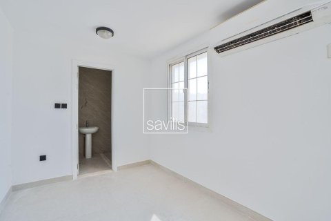 Vila u gradu Al Mina, Abu Dhabi, UAE 5 spavaće sobe, 1149.95 m2 Br. 761262 - Slika 13