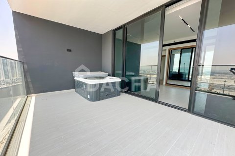 Apartamento en venta en Business Bay, Dubai, EAU 1 dormitorio, 73 m2 № 714814 - foto 16