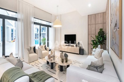 Vilă de vânzare în Palm Jumeirah, Dubai, EAU 5 dormitoare, 303 mp.  №714812 - poză 3