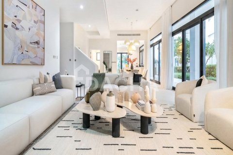 Vilă de vânzare în Palm Jumeirah, Dubai, EAU 5 dormitoare, 303 mp.  №714812 - poză 4