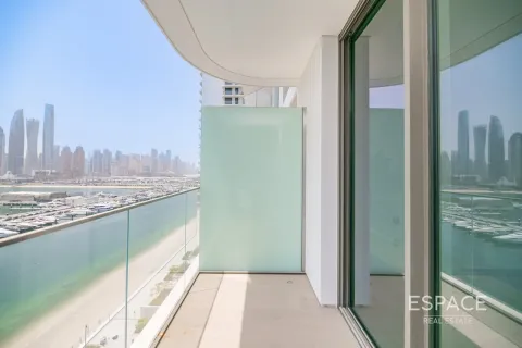 Apartment in Dubai Harbour, UAE 2 bedrooms, 107 sq.m. № 650214 - photo 13