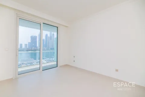 Apartment in Dubai Harbour, UAE 2 bedrooms, 107 sq.m. № 650214 - photo 3