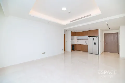Apartment in Dubai Harbour, UAE 2 bedrooms, 107 sq.m. № 650214 - photo 10