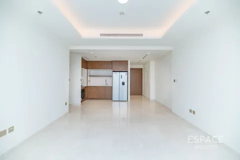 Apartment in Dubai Harbour, UAE 2 bedrooms, 107 sq.m. № 650214 - photo 11