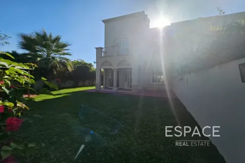 Townhouse in The Springs, Dubai, UAE 3 bedrooms, 245 sq.m. № 650218 - photo 13