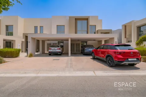 Kamienica do wynajęcia w Arabian Ranches 2, Dubai, ZEA 4 sypialnie, 242 mkw., nr 650219 - zdjęcie 16