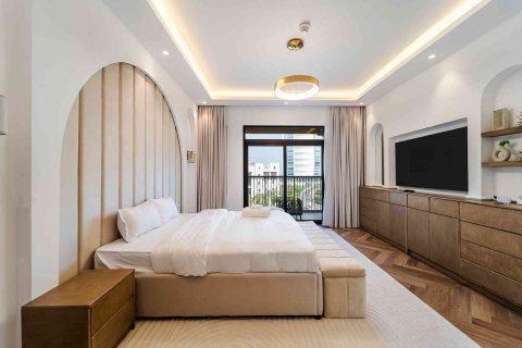 Apartment in Umm Suqeim, Dubai, UAE 3 bedrooms, 171 sq.m. № 707731 - photo 20