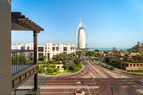 Apartemen di Umm Suqeim, Dubai, UEA 3 kamar tidur, 171 m2 nomor 707731