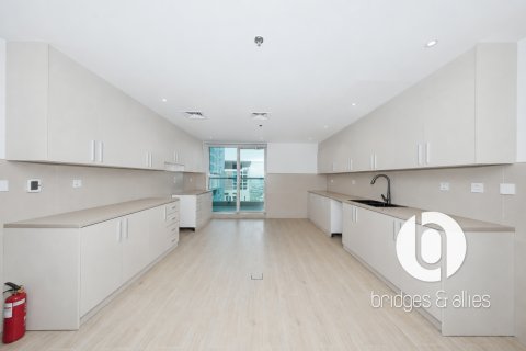 Appartement te huur in Dubai Marina, Dubai, VAE 3 slaapkamers, 360 vr.m., nr 697442 - foto 17