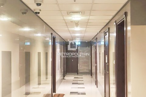 Apartment til salg i Dubai Sports City, Dubai, UAE 1 soveværelse, 74 kvm № 730199 - foto 12