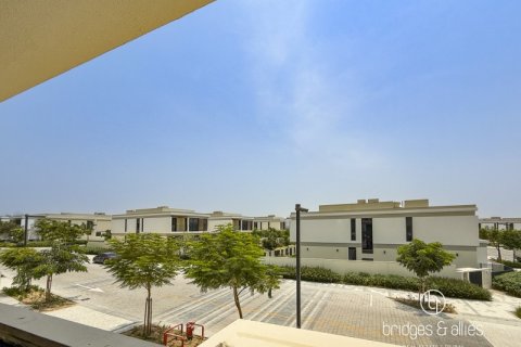 Huvila Tilal Al Ghaf, Dubai, Arabiemiraatit 4 makuuhuonetta, 472 m2 № 703116 - kuva 19