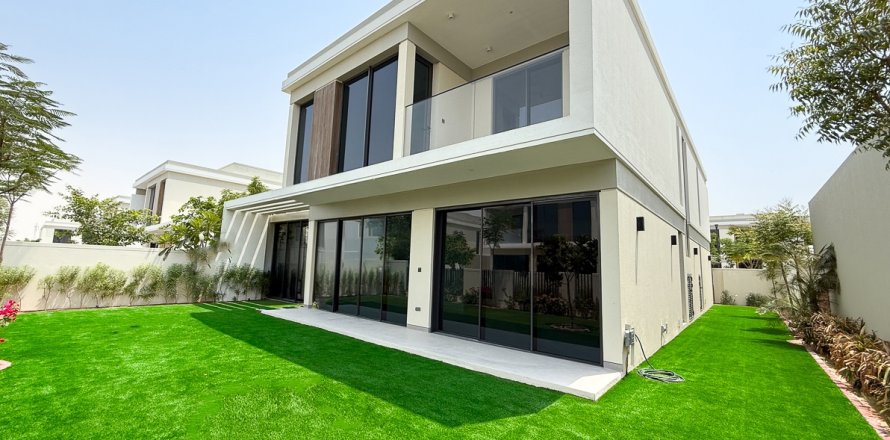 Huvila Tilal Al Ghaf, Dubai, Arabiemiraatit 4 makuuhuonetta, 472 m2 № 703116