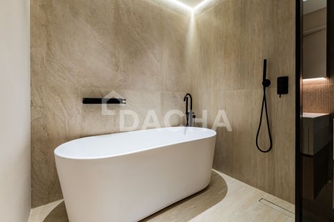Apartment til salg i Palm Jumeirah, Dubai, UAE 2 soveværelser, 152 kvm № 719202 - foto 28