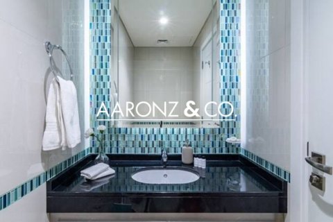 Huoneisto Dubai Marina, Dubai, Arabiemiraatit 1 makuuhuone, 88 m2 № 687060 - kuva 15