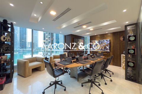 Iroda itt: Jumeirah Lake Towers, Dubai, EAE, 230 m², azonosító: 687064