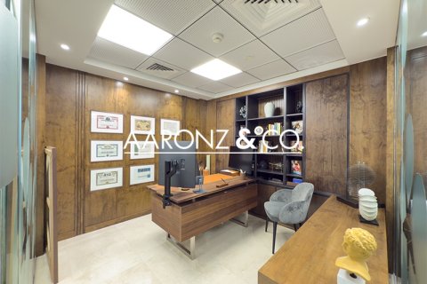 Iroda itt: Jumeirah Lake Towers, Dubai, EAE, 230 m², azonosító: 687064 - fénykép 4