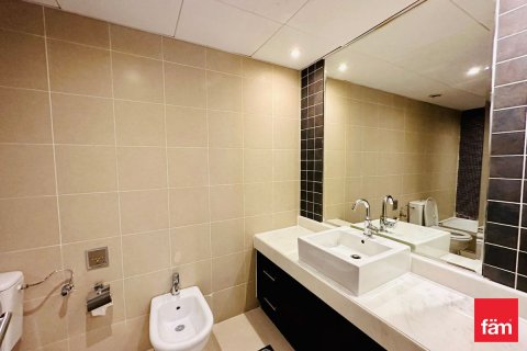 Apartment in Business Bay, Dubai, UAE 2 bedrooms, 183.4 sq.m. № 631929 - photo 6