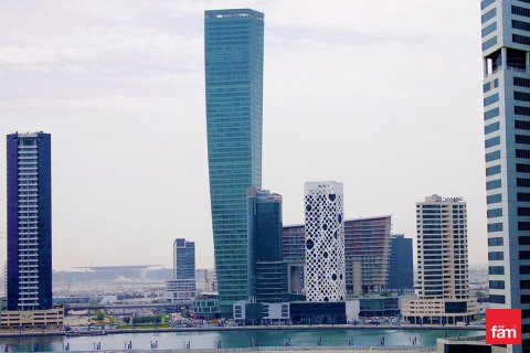 Apartment in Business Bay, Dubai, UAE 2 bedrooms, 183.4 sq.m. № 631929 - photo 10