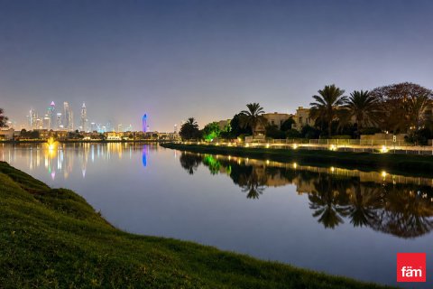 Villa à vendre à Dubai, EAU 3 chambres, 361.2 m2 № 718921 - photo 8