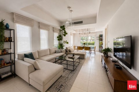 Villa à vendre à Dubai, EAU 3 chambres, 361.2 m2 № 718921 - photo 2