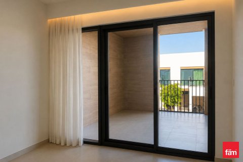 Kaupunkipientalo Dubai, Arabiemiraatit 3 makuuhuonetta, 134.7 m2 № 718925 - kuva 5
