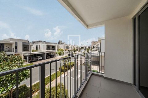 Villa in Dubai Hills Estate, Dubai, UAE 4 bedrooms, 451.14 sq.m. № 742932 - photo 19
