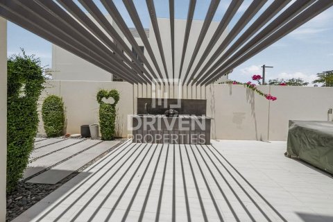 Villa in Dubai Hills Estate, Dubai, UAE 4 bedrooms, 451.14 sq.m. № 742932 - photo 22