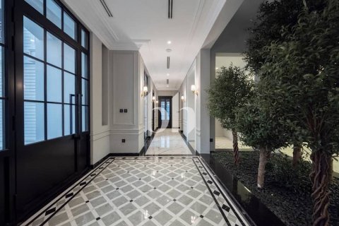 Villa para arrendamento em Al Barsha, Dubai, EAU 5 quartos, 680 m2 № 643753 - foto 17