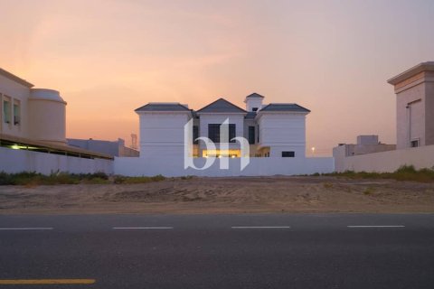 Villa para arrendamento em Al Barsha, Dubai, EAU 5 quartos, 680 m2 № 643753 - foto 18