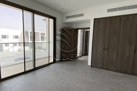 Vila na Yas Island, Abu Dhabi, SAE 4 spálne, 450 m2 č. 662785 - Fotografia 11