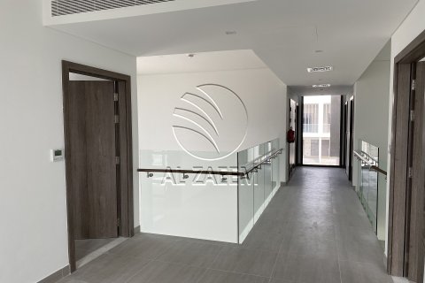 Vila na Yas Island, Abu Dhabi, SAE 4 spálne, 450 m2 č. 662785 - Fotografia 7