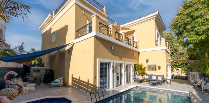 Vila v Dubai, SAE 4 spálne, 569.5 m2 č. 715417